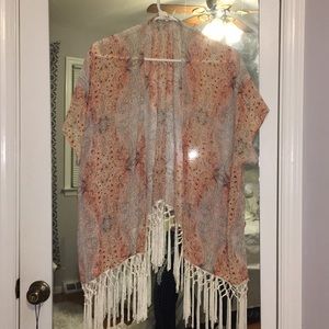 Garage patterned kimono